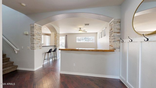 451 W MOUNTAIN SAGE Drive, Phoenix, AZ 85045