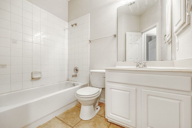 5747 Appalossa Drive, Grand Prairie, TX 75052