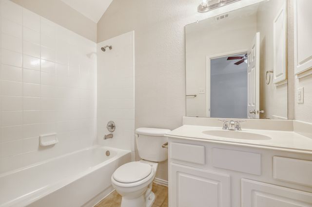 5747 Appalossa Drive, Grand Prairie, TX 75052