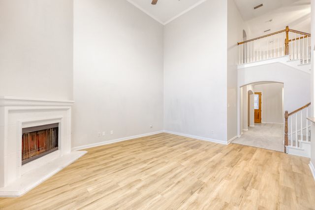 5747 Appalossa Drive, Grand Prairie, TX 75052