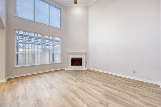 5747 Appalossa Drive, Grand Prairie, TX 75052