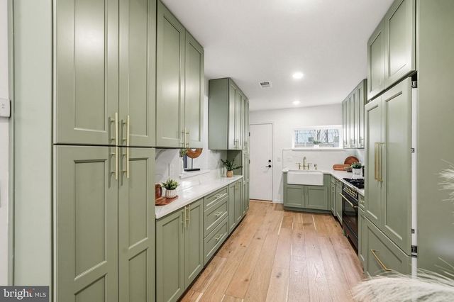 831 N STILLMAN ST, Philadelphia, PA 19130