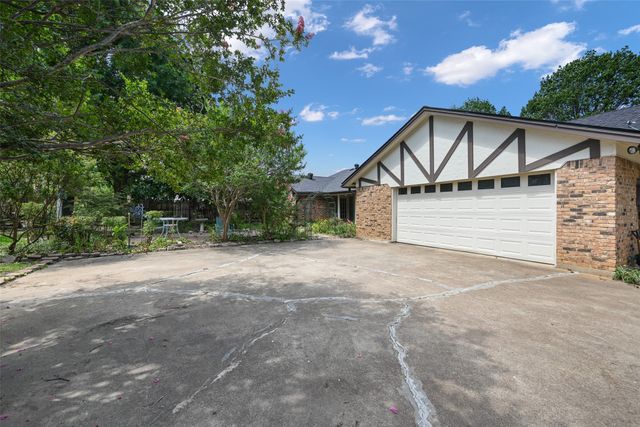 3705 Briarhaven Lane, Colleyville, TX 76034