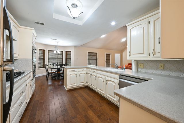 3705 Briarhaven Lane, Colleyville, TX 76034