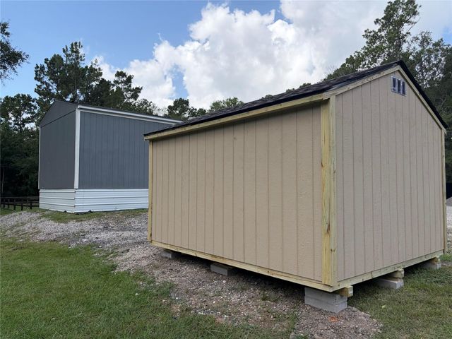25 County Road 3893 W, Cleveland, TX 77328