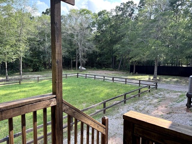 25 County Road 3893 W, Cleveland, TX 77328