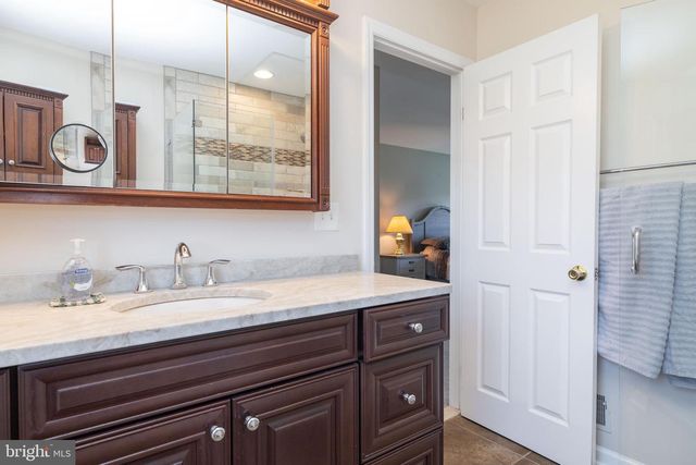 209 DEERGRASS RD, Hockessin, DE 19707