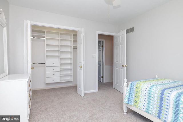 209 DEERGRASS RD, Hockessin, DE 19707