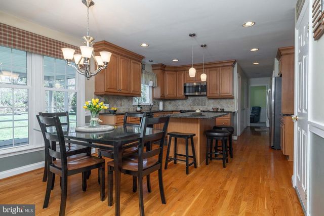 209 DEERGRASS RD, Hockessin, DE 19707