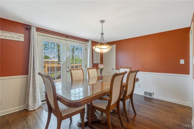 120 Hazelhurst Avenue, Clay, NY 13212