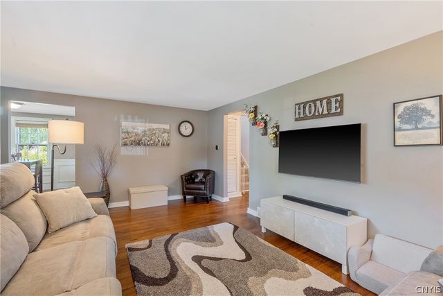 120 Hazelhurst Avenue, Clay, NY 13212
