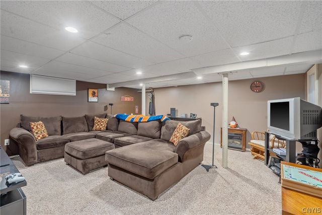 120 Hazelhurst Avenue, Clay, NY 13212
