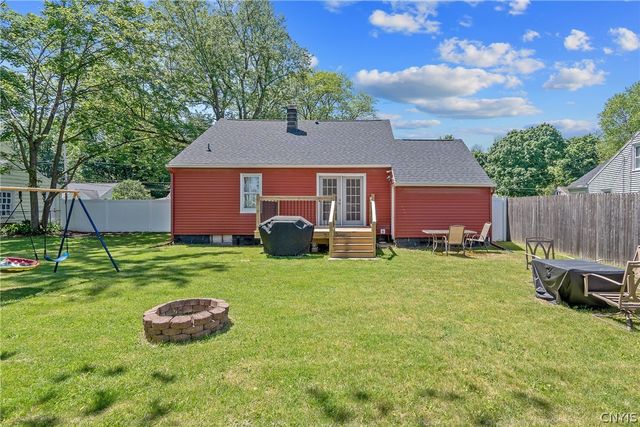 120 Hazelhurst Avenue, Clay, NY 13212