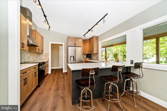 12509 KNIGHTSBRIDGE CT, Rockville, MD 20850