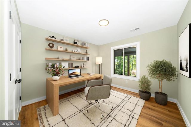 12509 KNIGHTSBRIDGE CT, Rockville, MD 20850