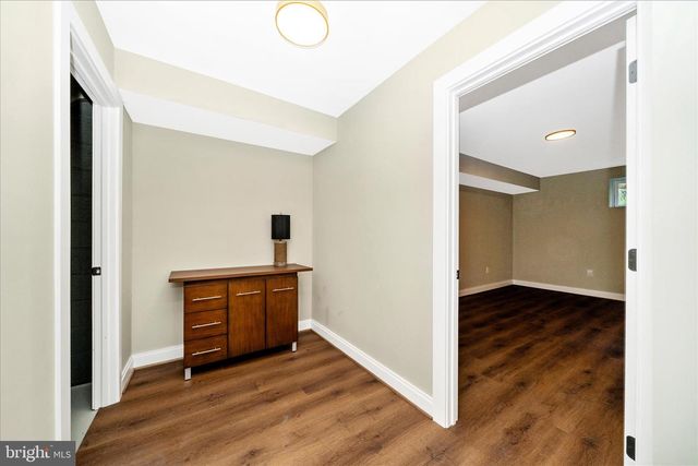 12509 KNIGHTSBRIDGE CT, Rockville, MD 20850