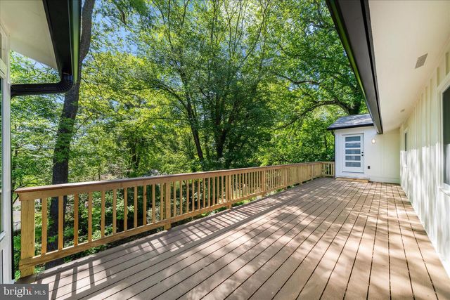 12509 KNIGHTSBRIDGE CT, Rockville, MD 20850