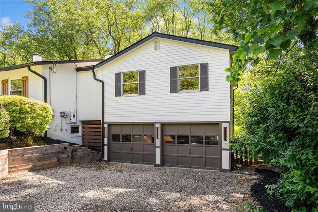 12509 KNIGHTSBRIDGE CT, Rockville, MD 20850