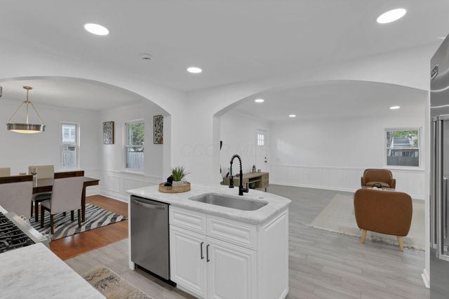 2615 Northwest Boulevard, Upper Arlington, OH 43221