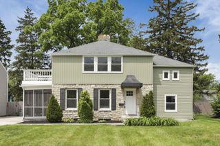 2615 Northwest Boulevard, Upper Arlington, OH 43221
