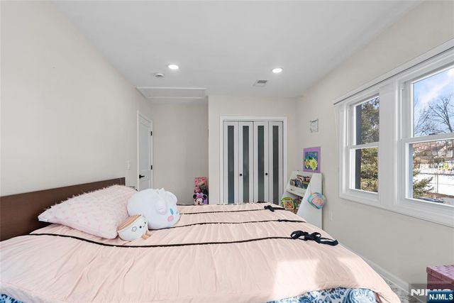 266 Elm Avenue, Teaneck, NJ 07666