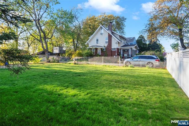 266 Elm Avenue, Teaneck, NJ 07666