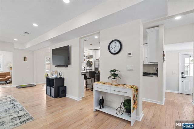 266 Elm Avenue, Teaneck, NJ 07666