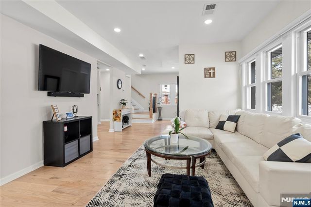 266 Elm Avenue, Teaneck, NJ 07666