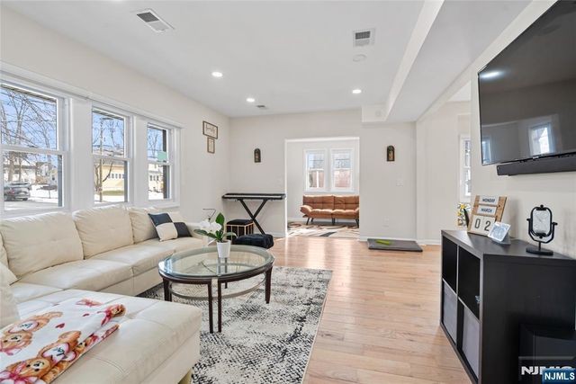 266 Elm Avenue, Teaneck, NJ 07666