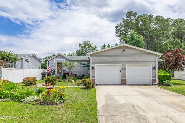 905 Palmer Drive, Carolina Shores, NC 28467