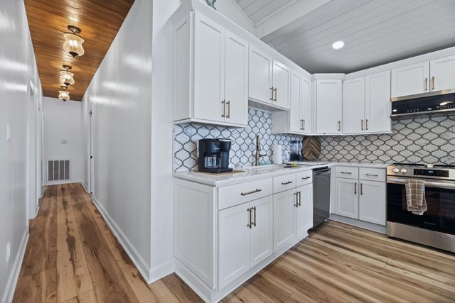 1719 Taw Caw Drive, Summerton, SC 29148