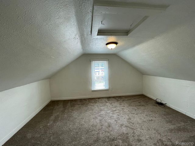 7556 Miller Road, Swartz Creek, MI 48473