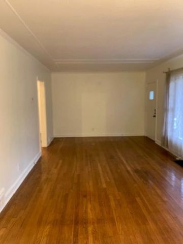 977 Lindridge Way NE, Atlanta, GA 30324