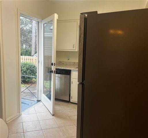 977 Lindridge Way NE, Atlanta, GA 30324