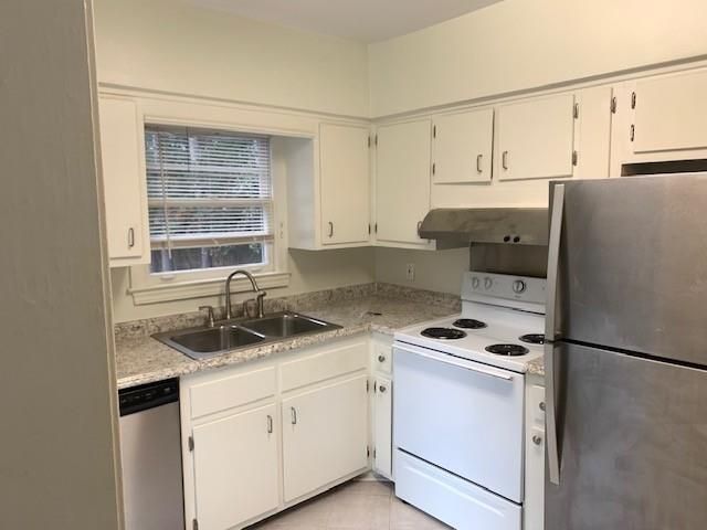 977 Lindridge Way NE, Atlanta, GA 30324