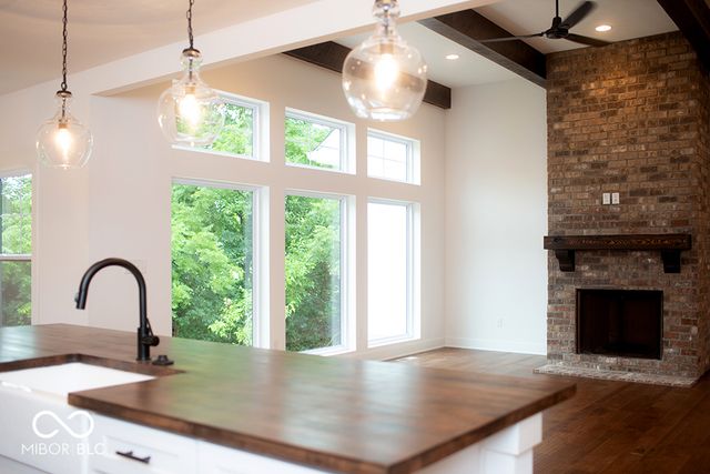 103 Hidden Glen Drive, Greenfield, IN 46140