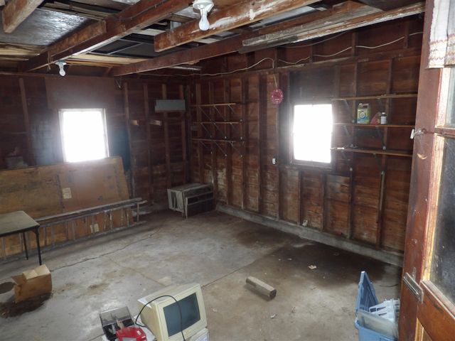 2103 Niles Buchanan Road, Niles, MI 49120