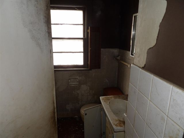 2103 Niles Buchanan Road, Niles, MI 49120