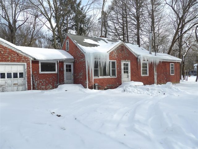 2103 Niles Buchanan Road, Niles, MI 49120