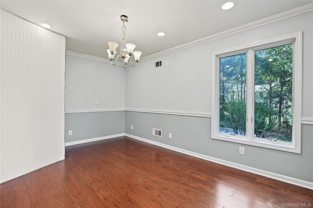 19 Farview Terrace, Suffern, NY 10901