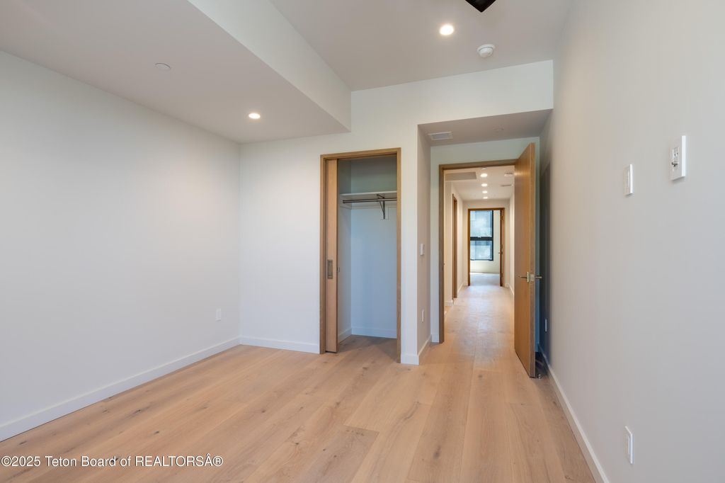 165 N GLENWOOD Street 23, Jackson, WY 83001 photo 19