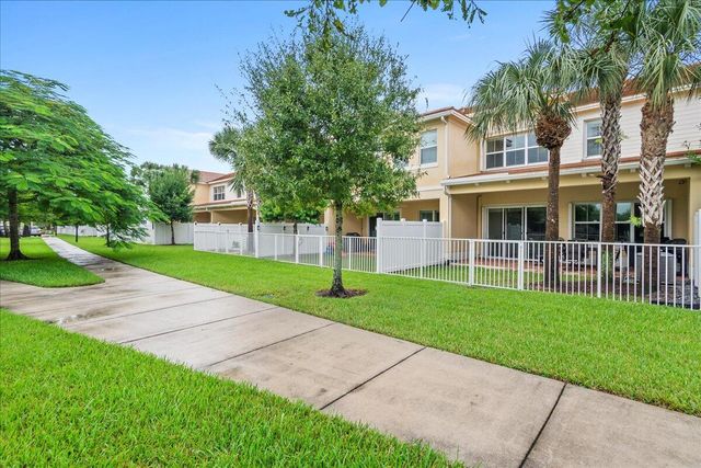 11944 Cypress Key Way Way, Royal Palm Beach, FL 33411