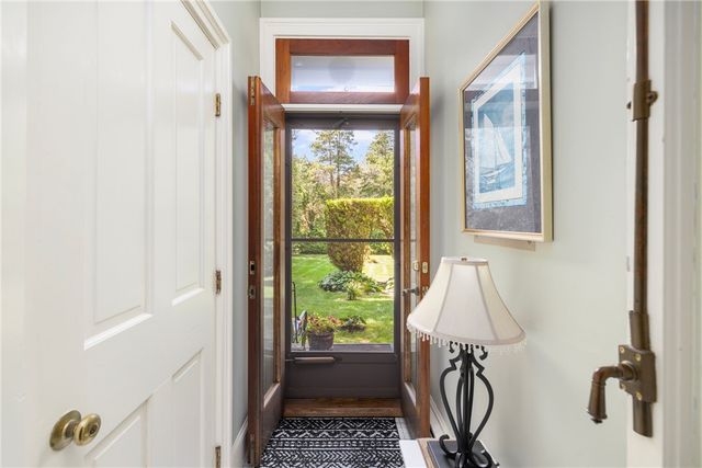 66 Webster Street 1, Newport, RI 02840