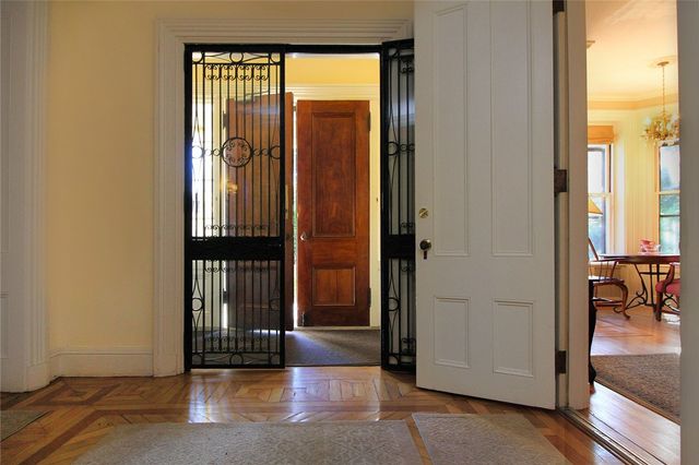 66 Webster Street 1, Newport, RI 02840