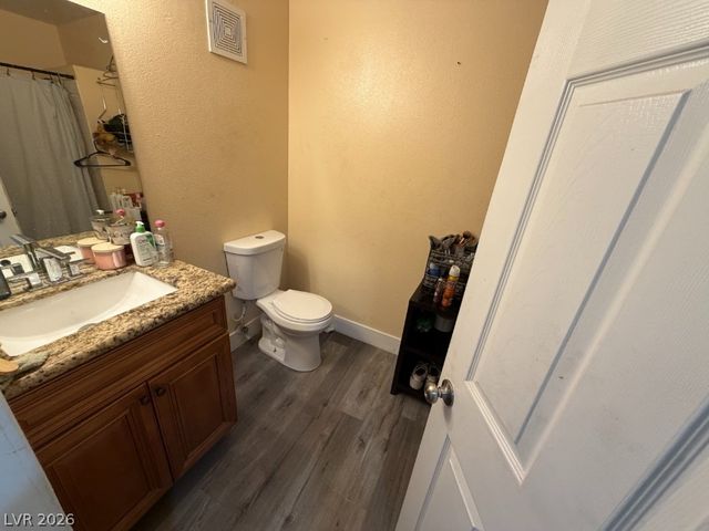 3968 Danny Melamed Avenue 201, Las Vegas, NV 89110