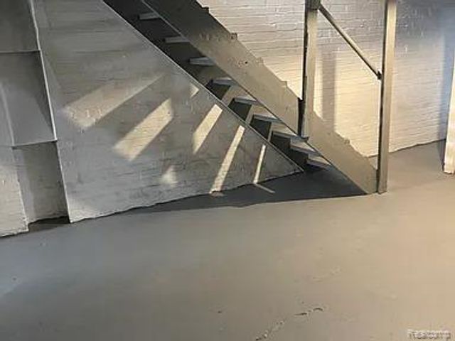 2915 Glendale Street, Detroit, MI 48238