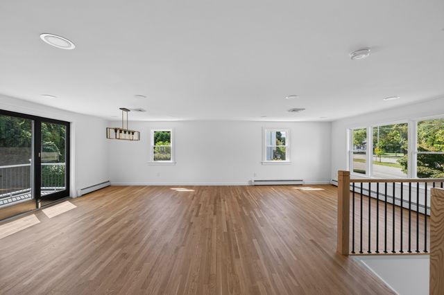 585 N Eastern Ave, Fall River, MA 02720