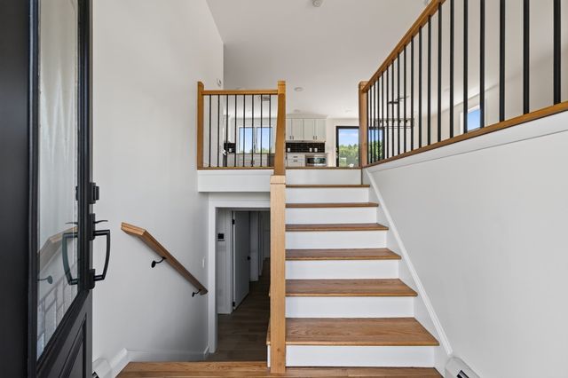 585 N Eastern Ave, Fall River, MA 02720
