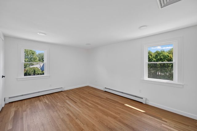 585 N Eastern Ave, Fall River, MA 02720