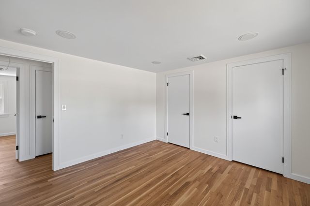 585 N Eastern Ave, Fall River, MA 02720